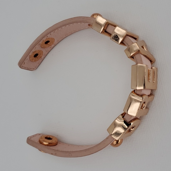 BCBGeneration Pink "DREAM" Bracelet - Picture 4 of 8